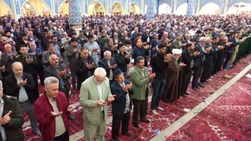 تصاویر/ اقامه نماز عید فطر در شهر مراغه