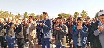 تصاویر/ اقامه نماز عید فطر در راین