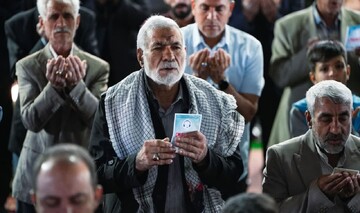 تصاویر/ اقامه نماز عید فطر در سیرجان