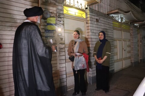 دیدار سرزده عیدانه نماینده ولی فقیه در خوزستان با همسایگان