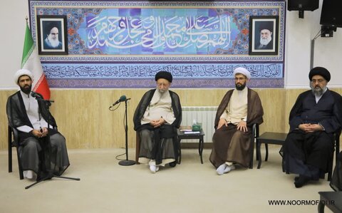 تصاویر/ نشست صمیمی مدیر معاونین اساتید مدرسه علمیه امام خمینی (ره) گرگان با آیت‌الله نورمفیدی