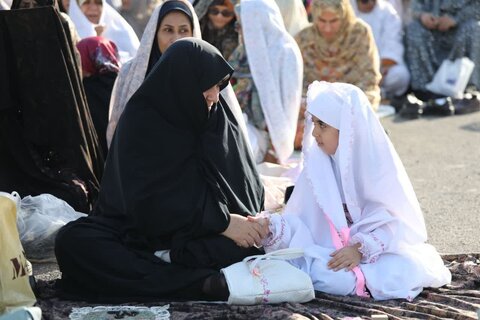 تصاویر/ نماز عید فطر در بندرعباس