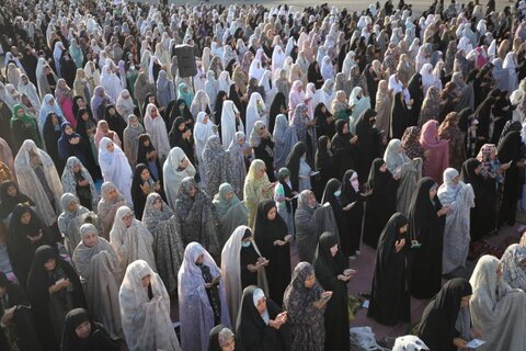 تصاویر/ نماز عید فطر در بندرعباس