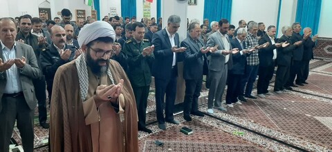 تصاویر/ اقامه نماز عید فطر در شهر دندی