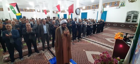 تصاویر/ اقامه نماز عید فطر در شهر دندی