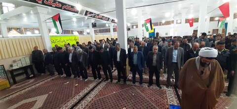 تصاویر/ اقامه نماز عید فطر در شهر دندی