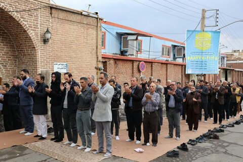 تصاویر/ اقامه نماز عید فطر در شهر مرند