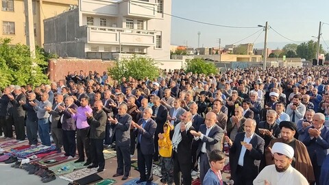 اقامه نماز عید فطر در دهدشت به امامت حجت الاسلام والمسلمین وحدانی‌فر