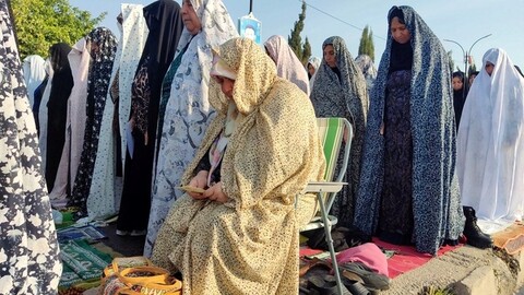 اقامه نماز عید فطر در دهدشت به امامت حجت الاسلام والمسلمین وحدانی‌فر