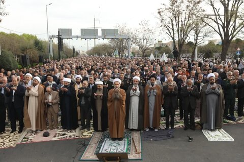 تصاویر / نماز عید سعید فطر در قزوین برگزار شد