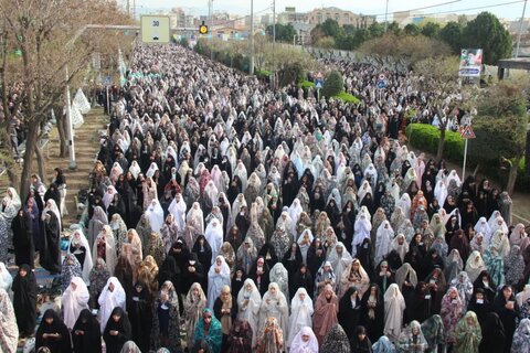 تصاویر / نماز عید سعید فطر در قزوین برگزار شد