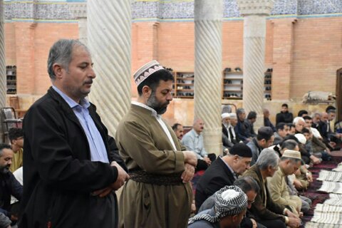 تصاویر/ اقامه نماز عید فطر در مسجد جامع سنندج