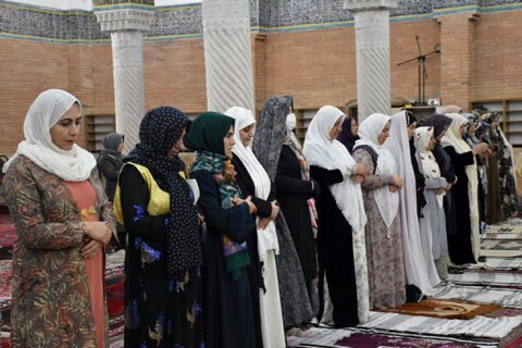 تصاویر/ اقامه نماز عید فطر در مسجد جامع سنندج