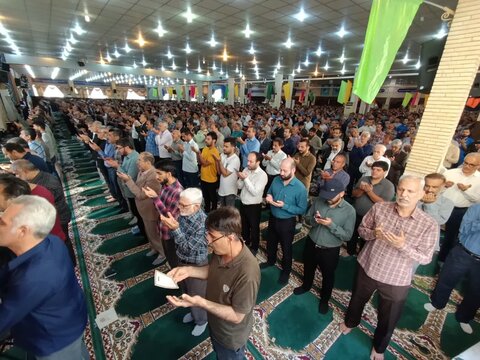 گزارش تصویری/ اقامه نماز عید فطر در بوشهر