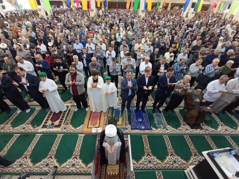 گزارش تصویری/ اقامه نماز عید فطر در بوشهر