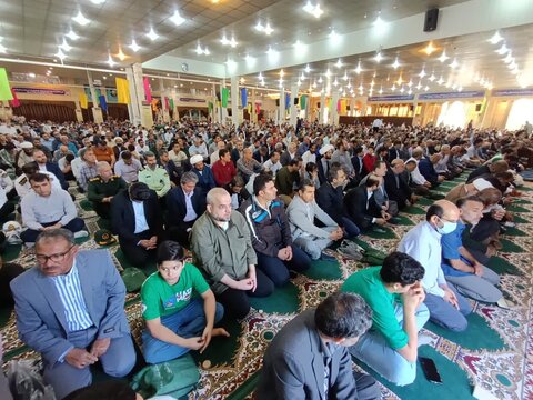 گزارش تصویری/ اقامه نماز عید فطر در بوشهر