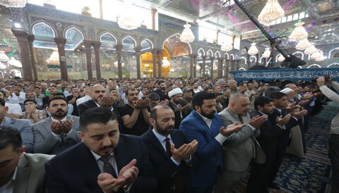 اقامه نماز عید سعید فطر در حرم امام حسین (علیه السلام)