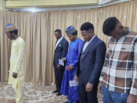 تصاویر/اقامه نماز عید سعید فطر در حسینیه سنندج