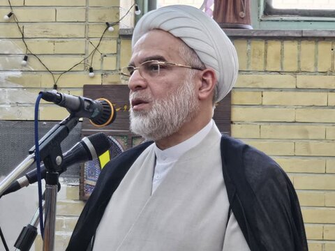 تصاویر/اقامه نماز عید سعید فطر در حسینیه سنندج