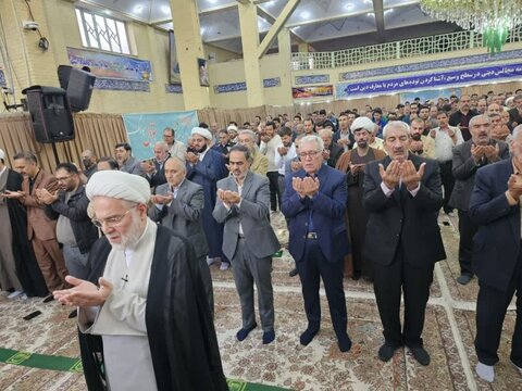 تصاویر/اقامه نماز عید سعید فطر در حسینیه سنندج