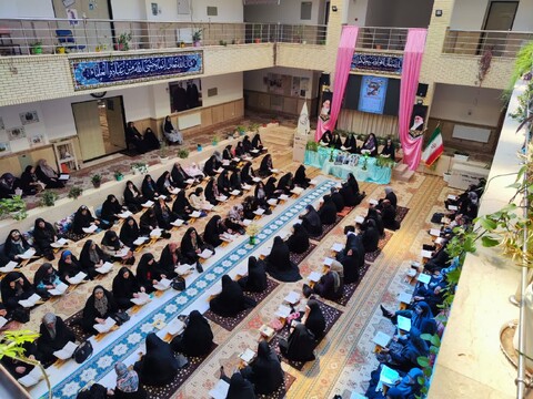 تصاویر/ پایان جمع خوانی قرآن کریم در مدرسه علمیه ریحانه الرسول ارومیه