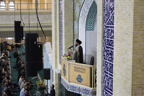 تصاویر/ اقامه نماز عید فطر در شهر زنجان