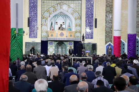 تصاویر/ اقامه نماز عید فطر در شهر زنجان