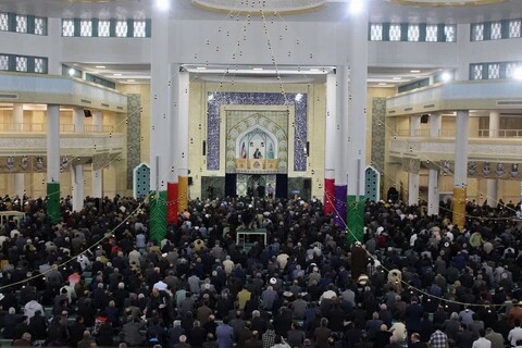 تصاویر/ اقامه نماز عید فطر در شهر زنجان