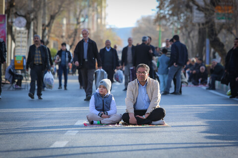 تصاویر/ اقامه نماز عید سعید فطر در شهرکرد