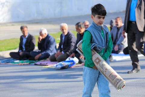 تصاویر/ اقامه نماز عید سعید فطر در شهرکرد