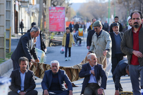 تصاویر/ اقامه نماز عید سعید فطر در شهرکرد