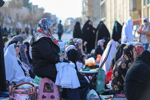 تصاویر/ اقامه نماز عید سعید فطر در شهرکرد