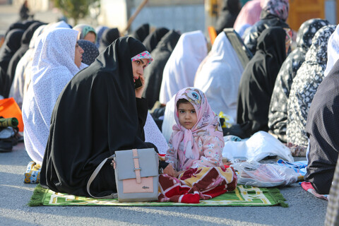 تصاویر/ اقامه نماز عید سعید فطر در شهرکرد