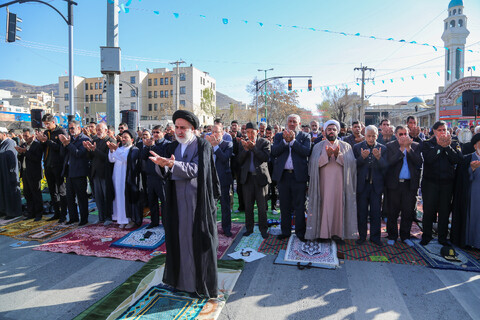 تصاویر/ اقامه نماز عید سعید فطر در شهرکرد