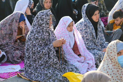 تصاویر/ اقامه نماز عید سعید فطر در شهرکرد