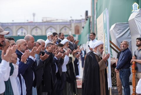 برگزاری نماز عید سعید فطر در جوار حرم امامین کاظمین (علیهما السلام)