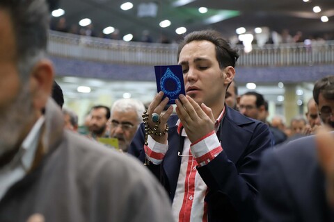 تصاویر / اقامه نماز عید سعید فطر در همدان