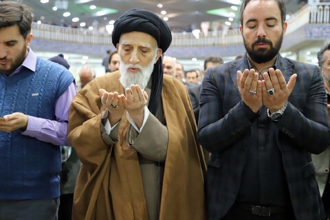 تصاویر / اقامه نماز عید سعید فطر در همدان