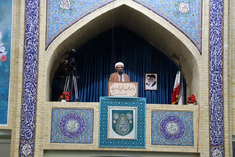 تصاویر / اقامه نماز عید سعید فطر در همدان