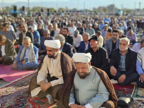 تصاویر/ اقامه نماز عید فطر جیرفت