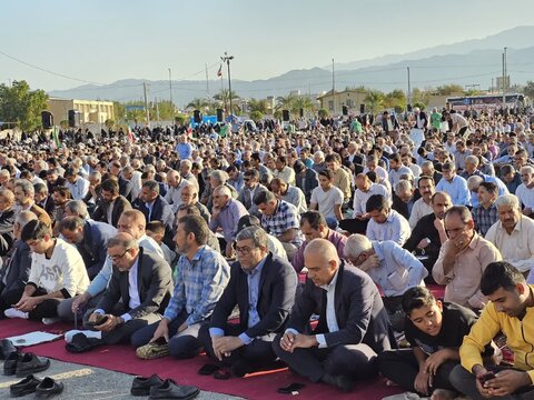 تصاویر/ اقامه نماز عید فطر جیرفت