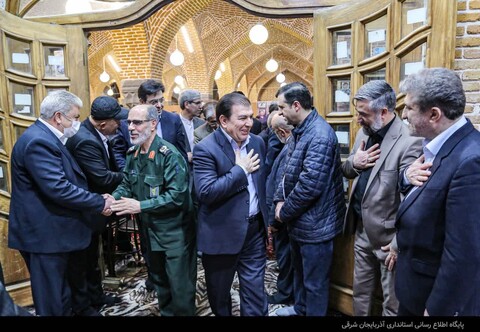 تصاویر | دیدار عیدانه خانواده معظم شهدا در مسجد شهدا بازار تبریز