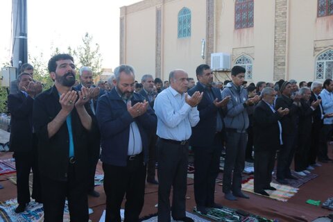 تصاویر/ اقامه نماز عید فطر در امین شهر