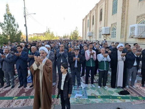 تصاویر/ اقامه نماز عید فطر در امین شهر