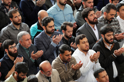 تصاویر/ اقامه نماز عید سعید فطر به امامت رهبر معظم انقلاب