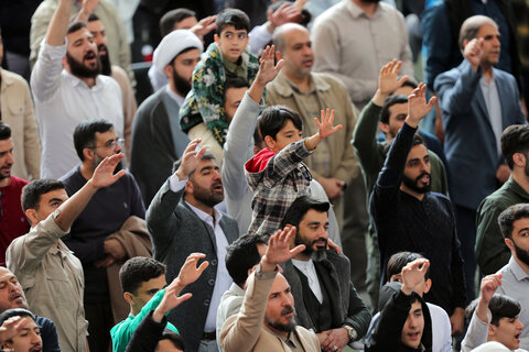 تصاویر/ اقامه نماز عید سعید فطر به امامت رهبر معظم انقلاب
