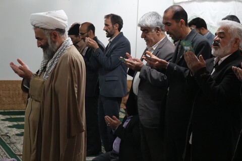 تصاویر / اقامه نماز عید سعید فطر در نهاوند