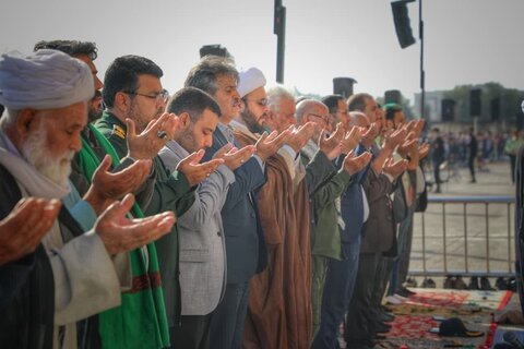 تصاویر/ شکوه نماز عید فطر در میبد