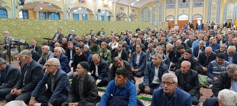 تصاویر/ اقامه نماز عید فطر در شهر ماهنشان