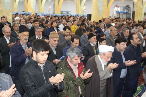 تصاویر/ اقامه نماز عید فطر در شهر بناب